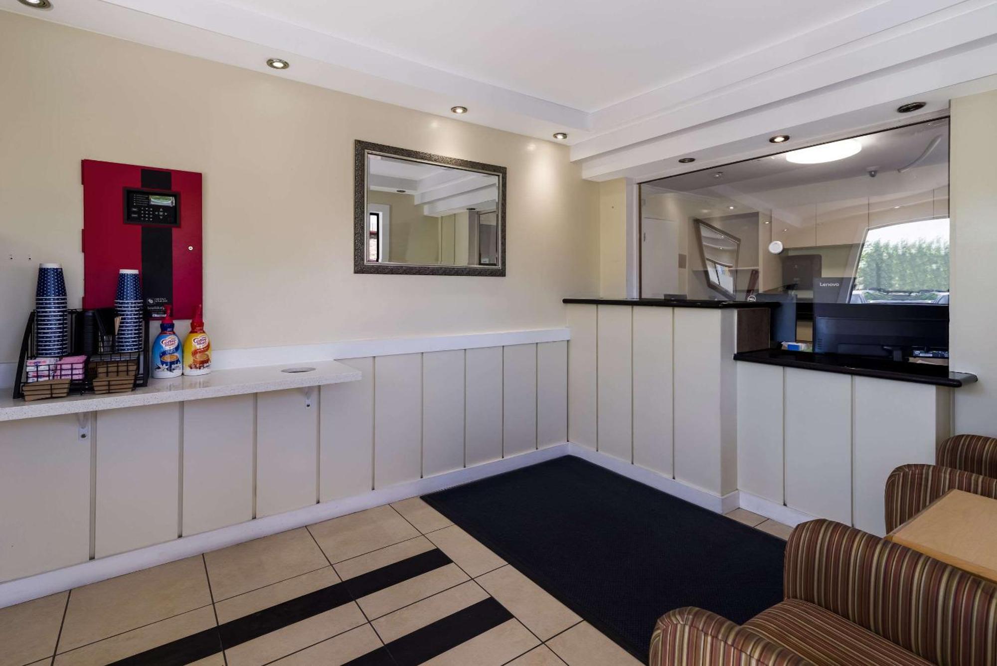 Rodeway Inn Livermore Bagian luar foto