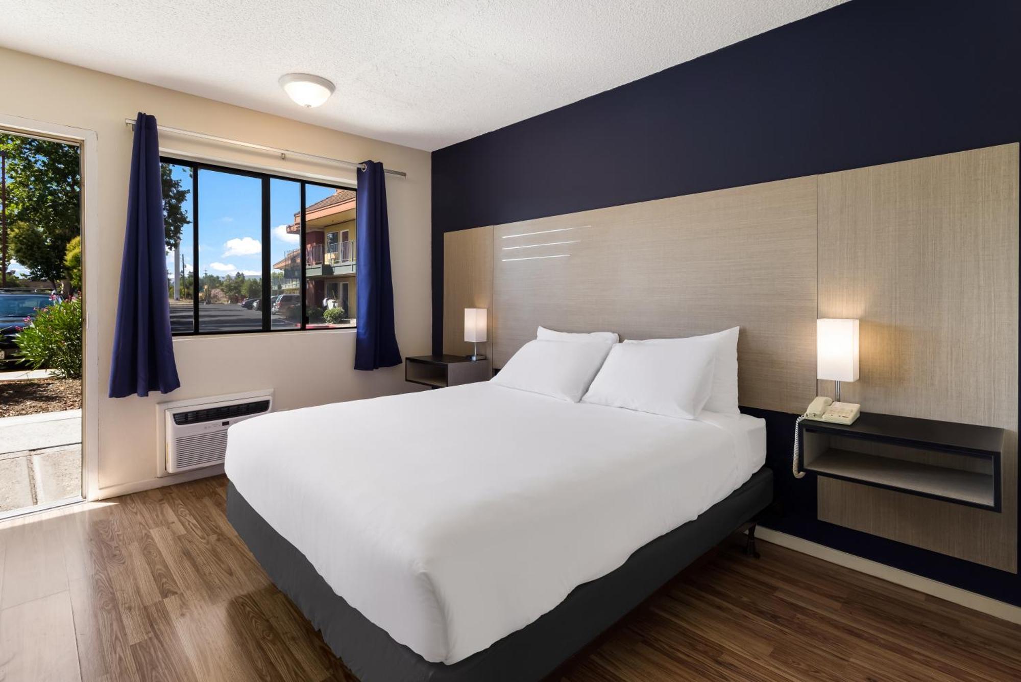 Rodeway Inn Livermore Bagian luar foto